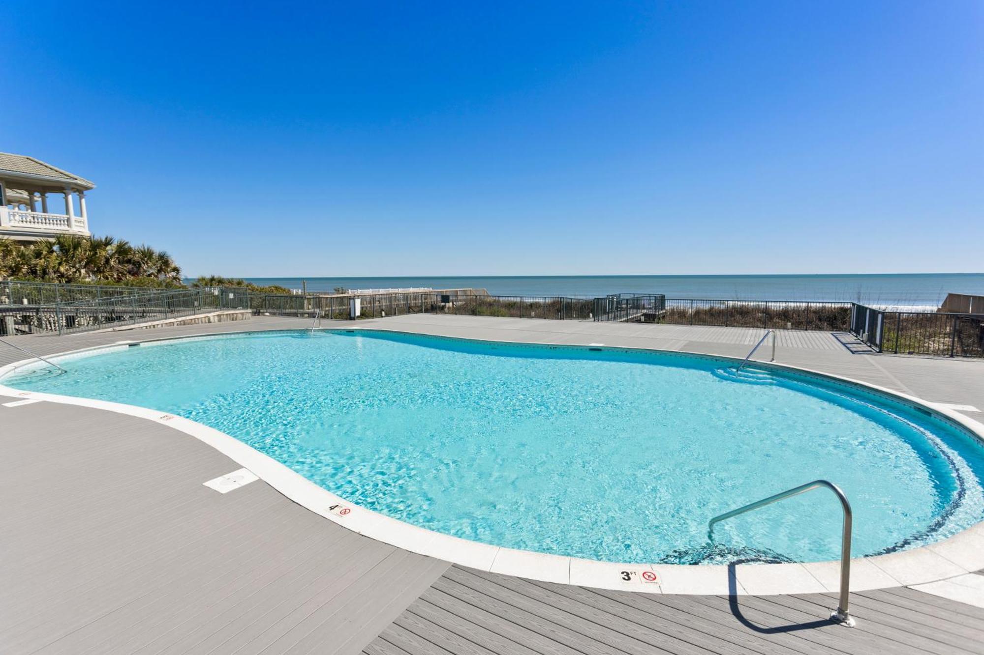 Oceanview 4Br/4Ba Condo, Steps To Beach/Pool Ocean Isle Beach Exterior photo