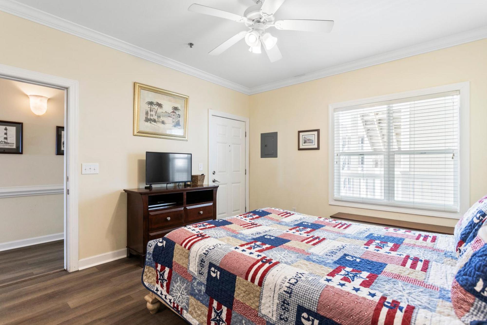 Oceanview 4Br/4Ba Condo, Steps To Beach/Pool Ocean Isle Beach Exterior photo