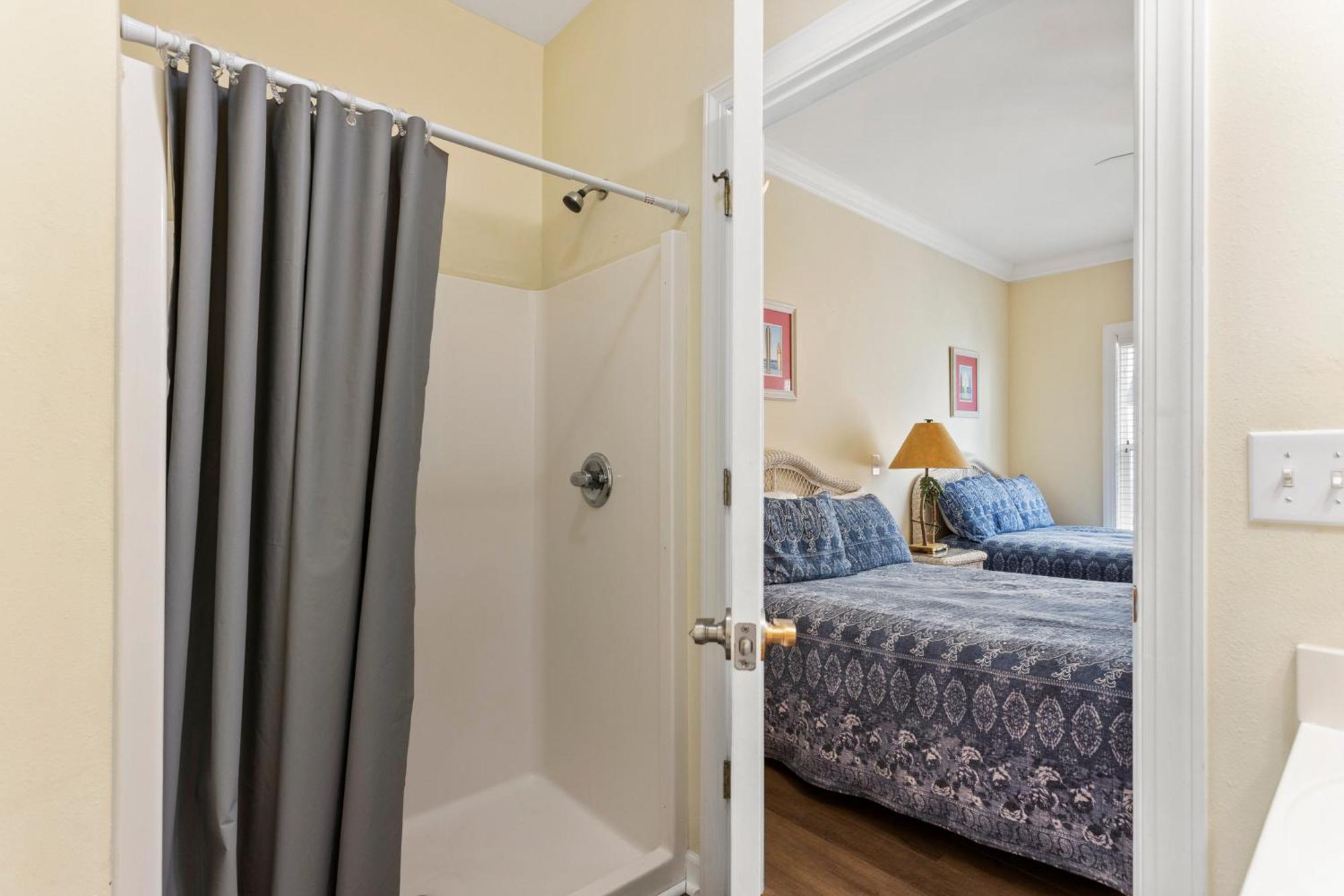 Oceanview 4Br/4Ba Condo, Steps To Beach/Pool Ocean Isle Beach Exterior photo