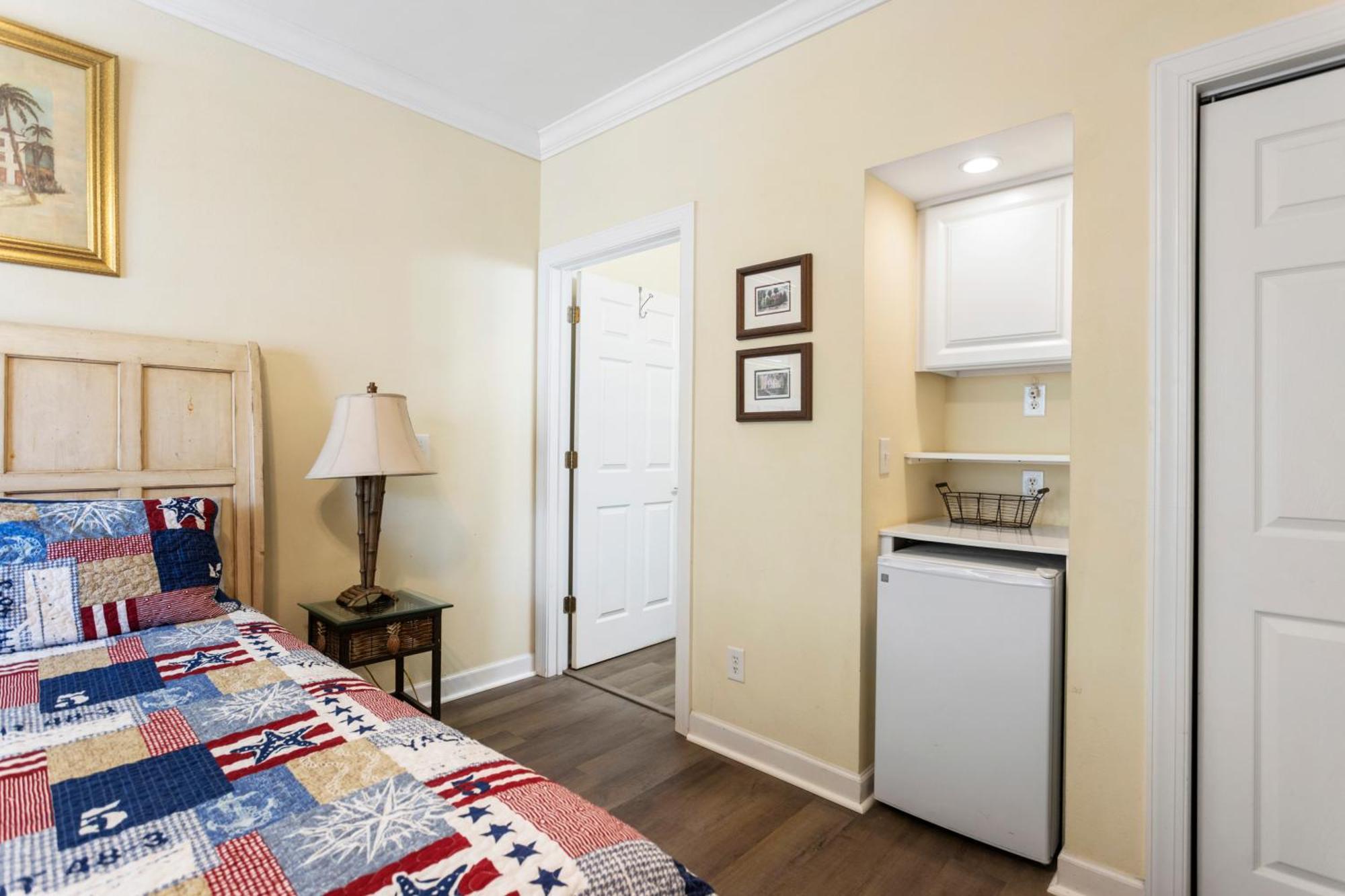 Oceanview 4Br/4Ba Condo, Steps To Beach/Pool Ocean Isle Beach Exterior photo