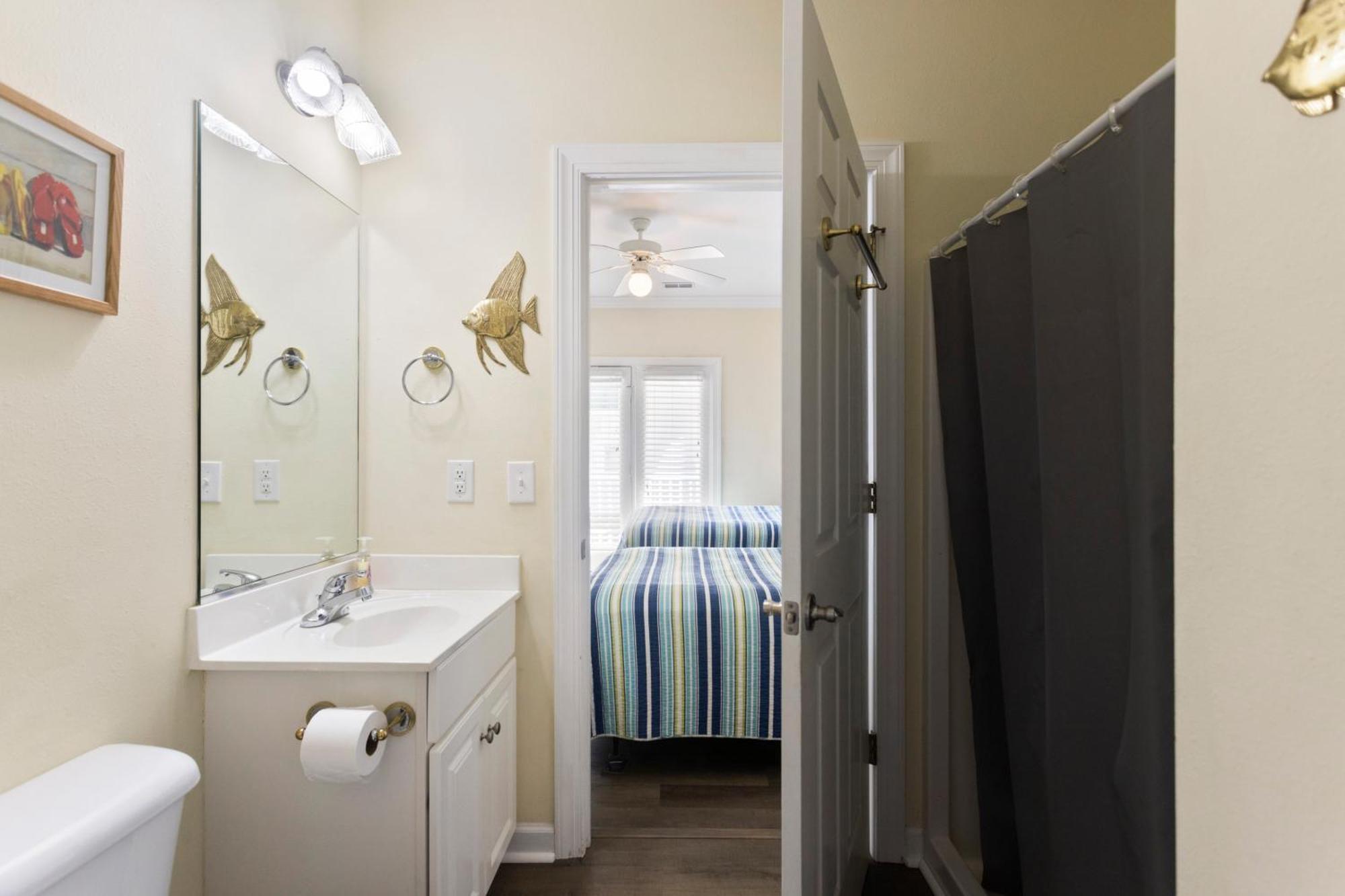 Oceanview 4Br/4Ba Condo, Steps To Beach/Pool Ocean Isle Beach Exterior photo