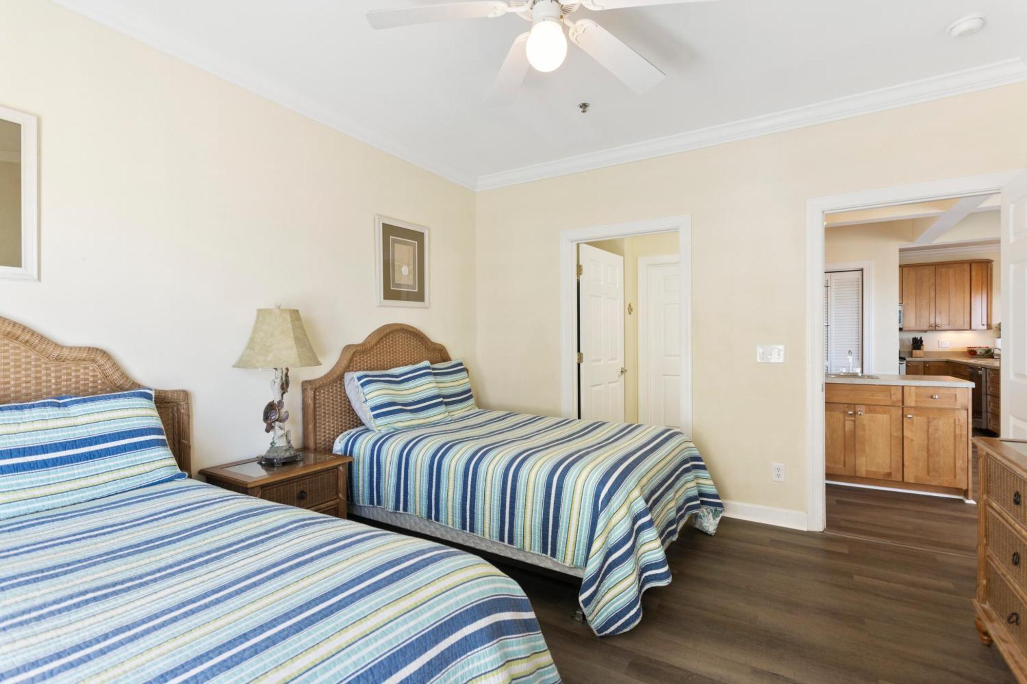 Oceanview 4Br/4Ba Condo, Steps To Beach/Pool Ocean Isle Beach Exterior photo